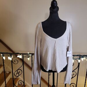 Arizona Jean Company Women's Cream Waffle Knit Top Oatmeal Color Size XXL